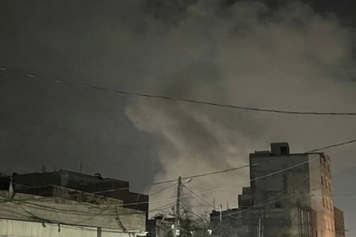 أنصار الله: غارة أمريكية شمال شرق صنعاء تسببت بتضرر منازل في منطقة بحارة الدقيق بمديرية بني حشيش.
